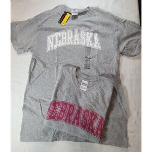 Nebraska T-Shirts 2 Pack Medium Gildan Gray College Graphic Tees